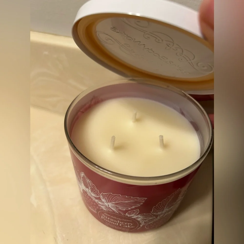 Bath & Body Works Strawberry Pound Cake Body Cream and 3 wick Candle